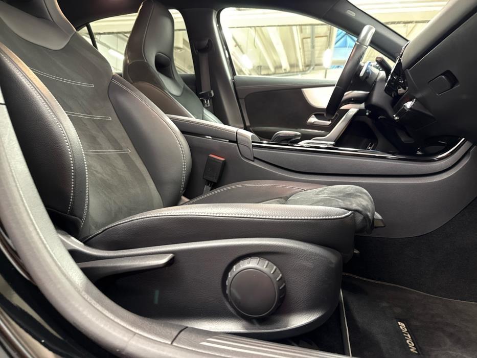 MERCEDES-BENZ A 2021