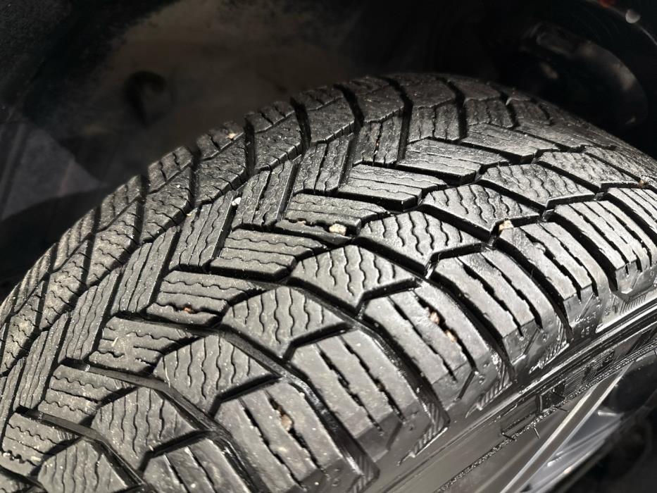 MERCEDES-BENZ A 2021