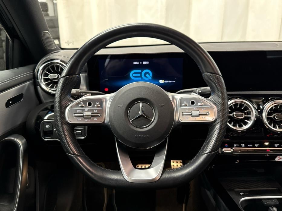 MERCEDES-BENZ A 2021
