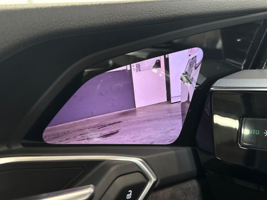 AUDI e-tron 2020
