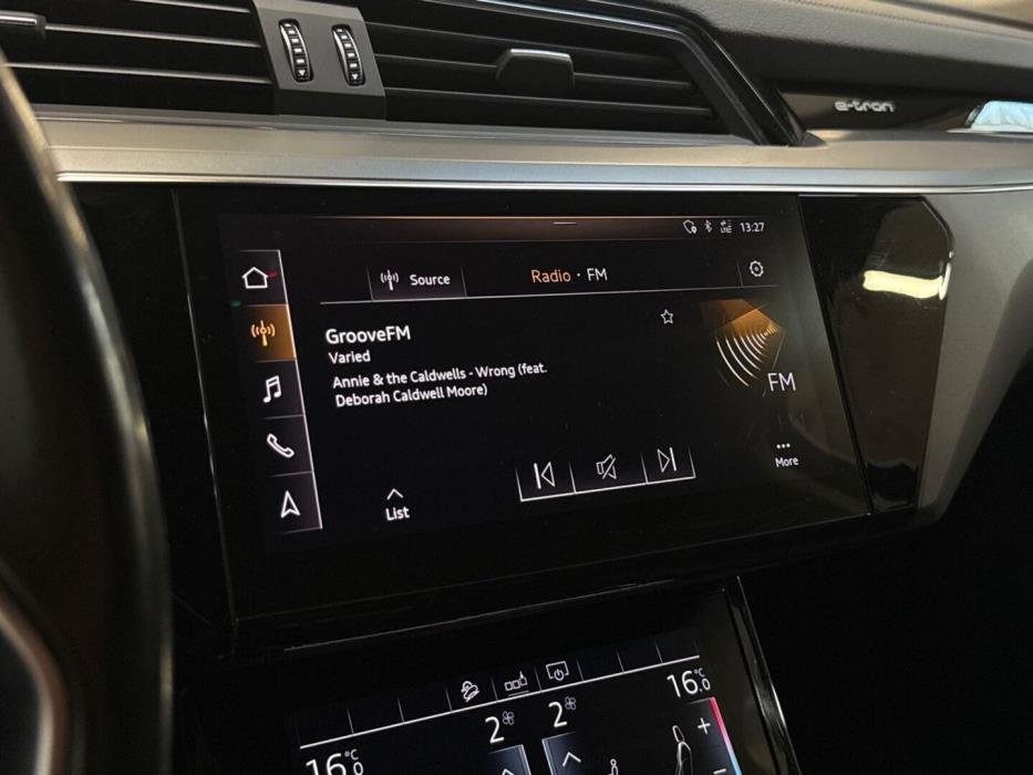 AUDI e-tron 2020