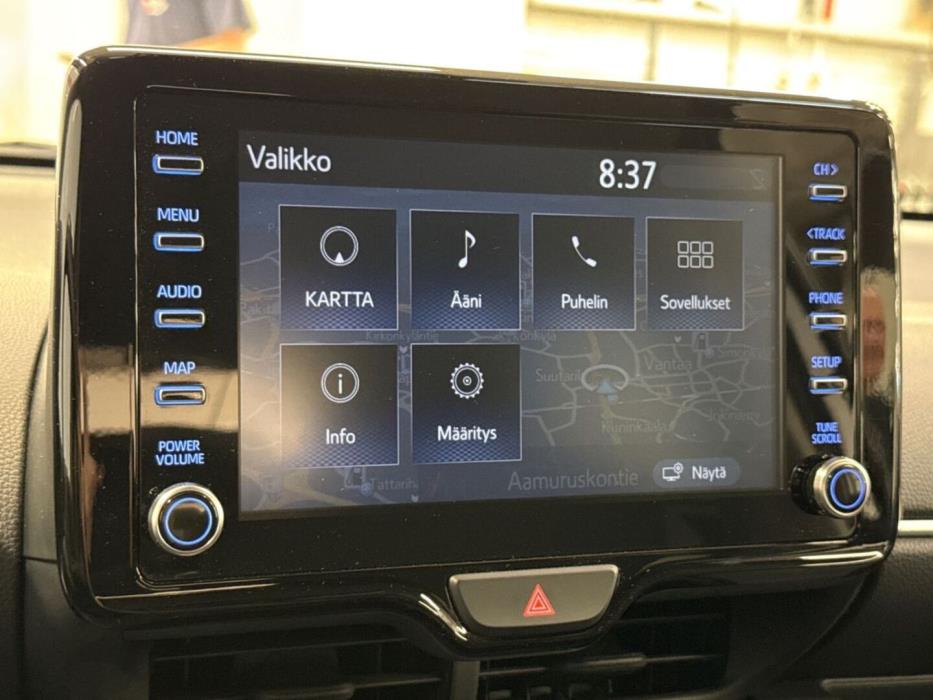 TOYOTA Yaris 2024