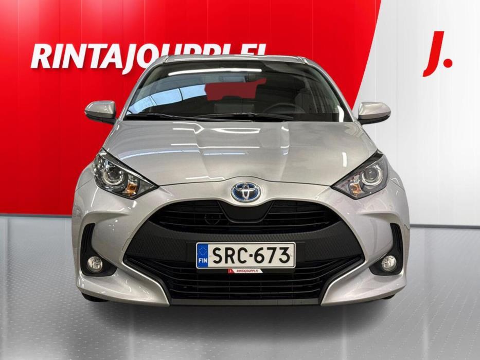 TOYOTA Yaris 2024