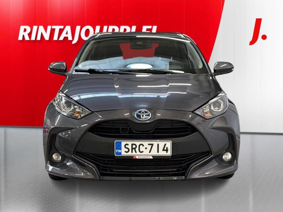 TOYOTA Yaris 2024