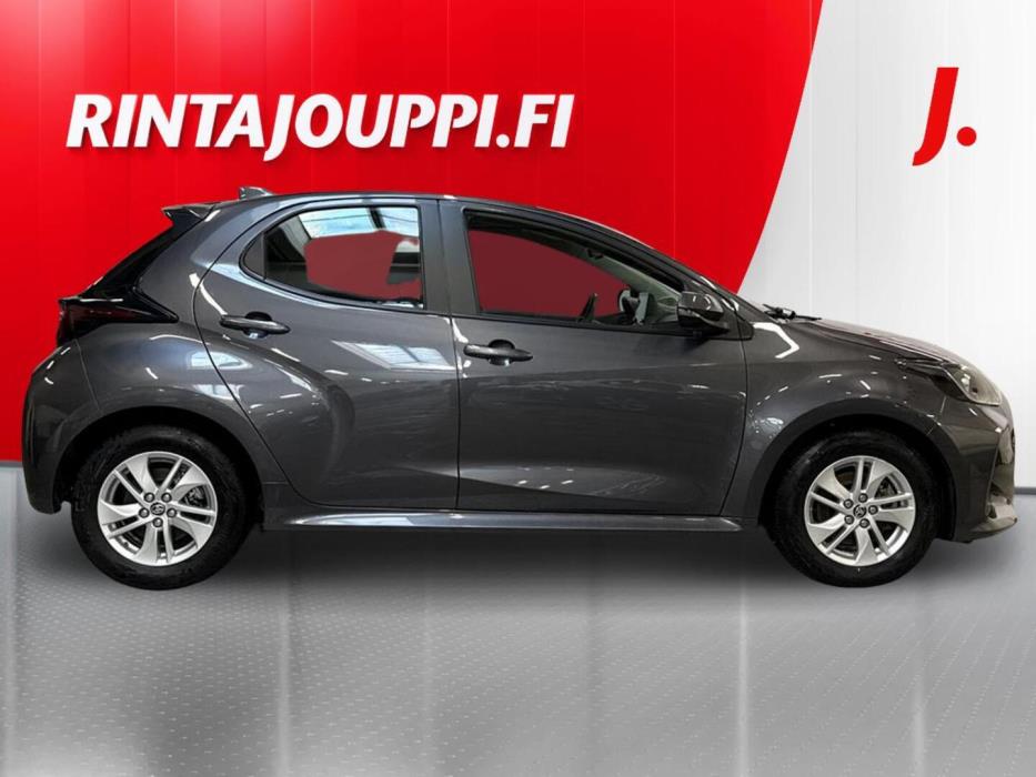 TOYOTA Yaris 2024