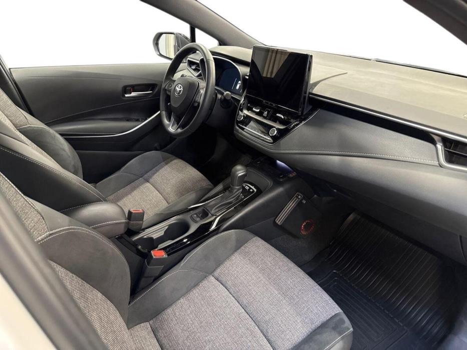 TOYOTA Corolla 2026