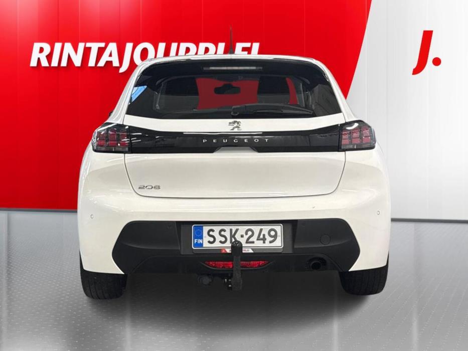 PEUGEOT 208 2021