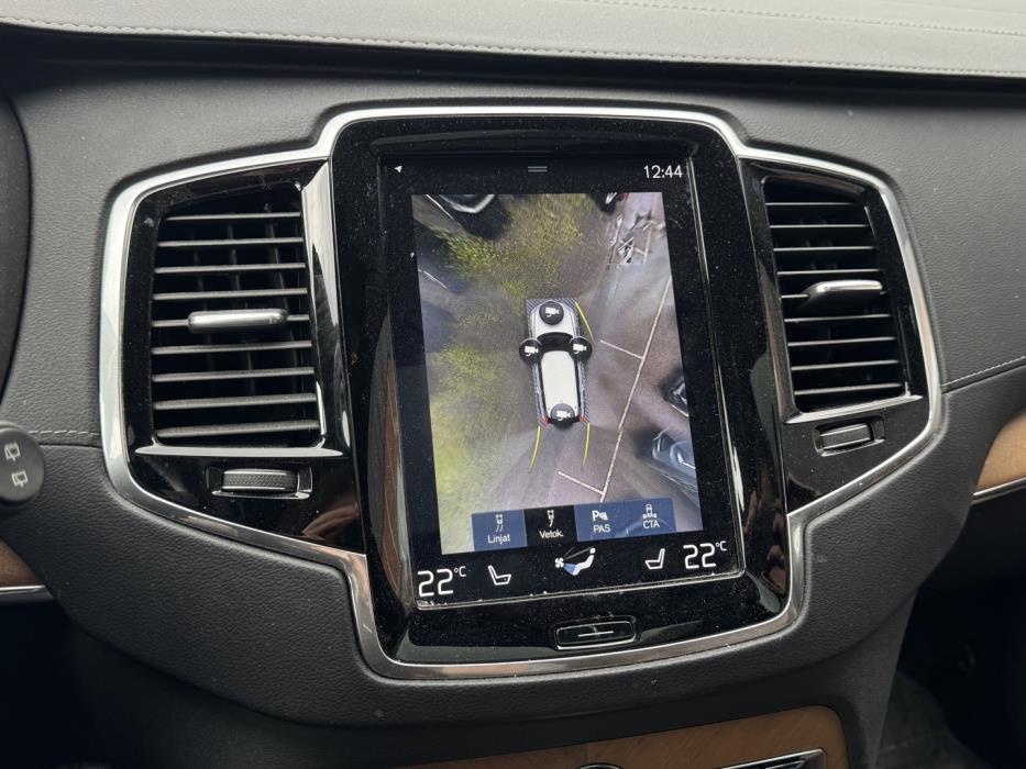 VOLVO XC90 2019