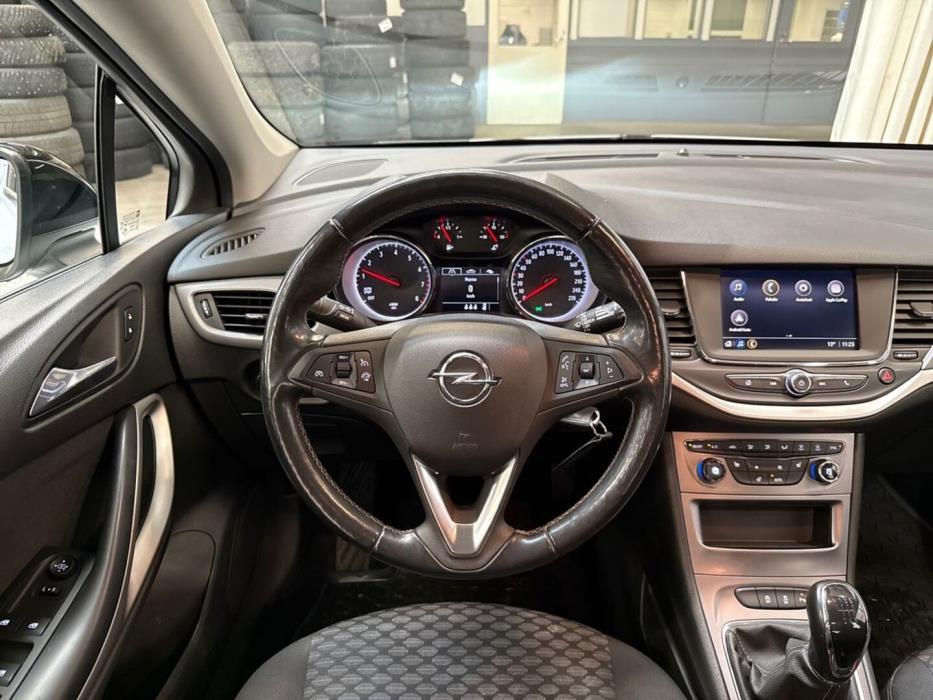 OPEL Astra 2021