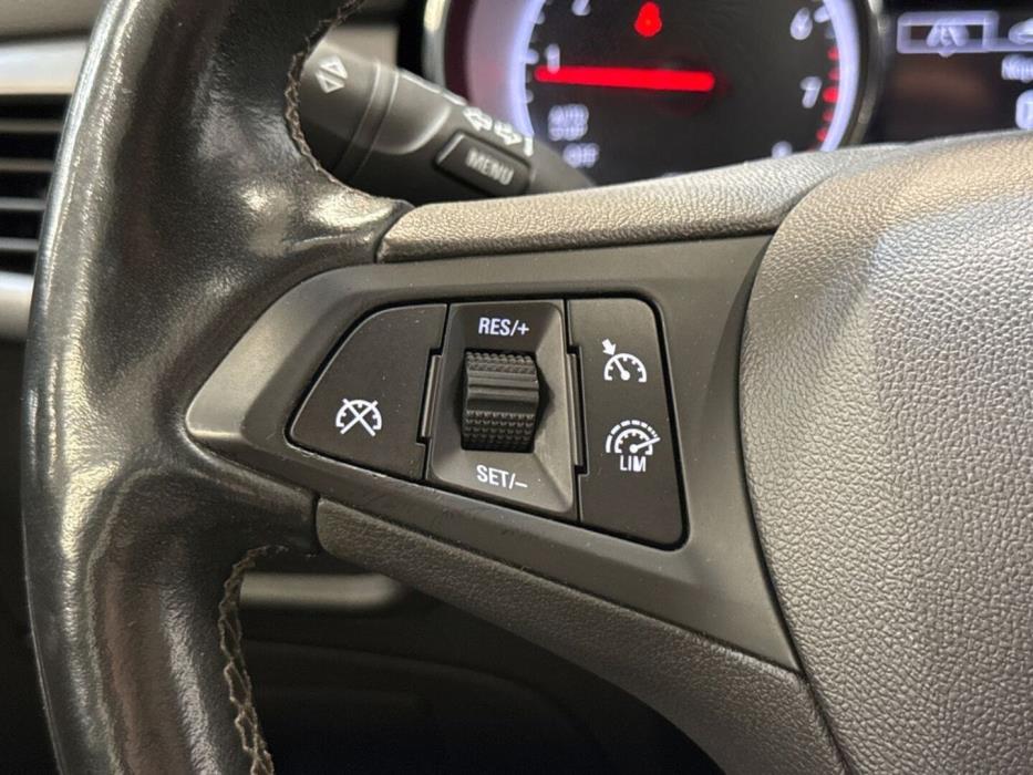 OPEL Astra 2021