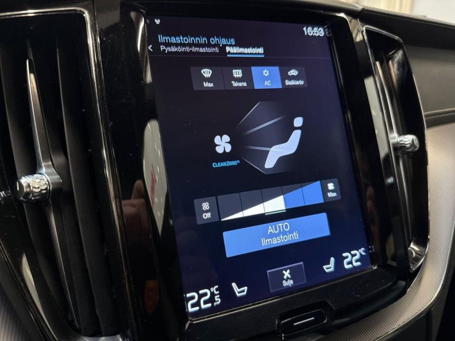 VOLVO XC60 2020