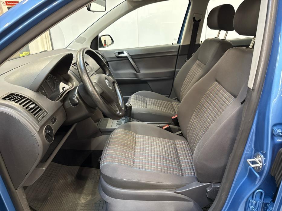 VOLKSWAGEN Polo 2007