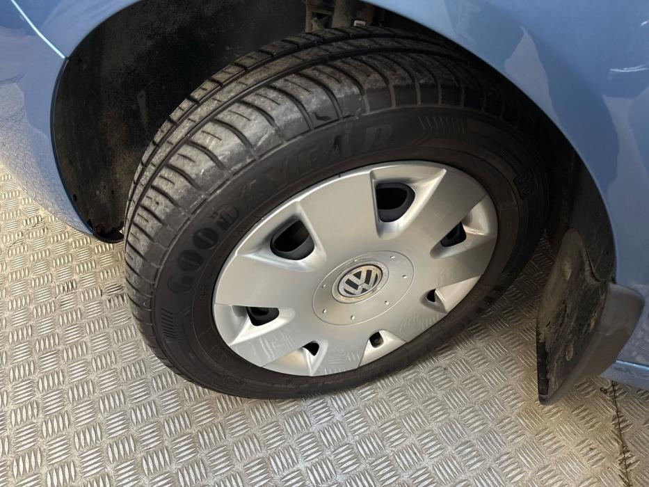VOLKSWAGEN Polo 2007
