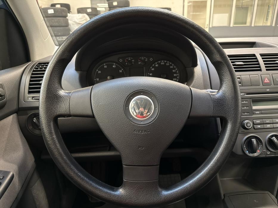 VOLKSWAGEN Polo 2007