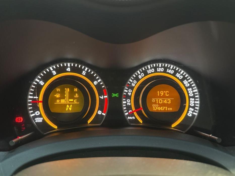 TOYOTA Auris 2010