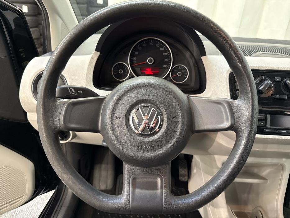 VOLKSWAGEN up! 2012