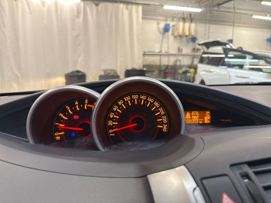 TOYOTA Verso 2012