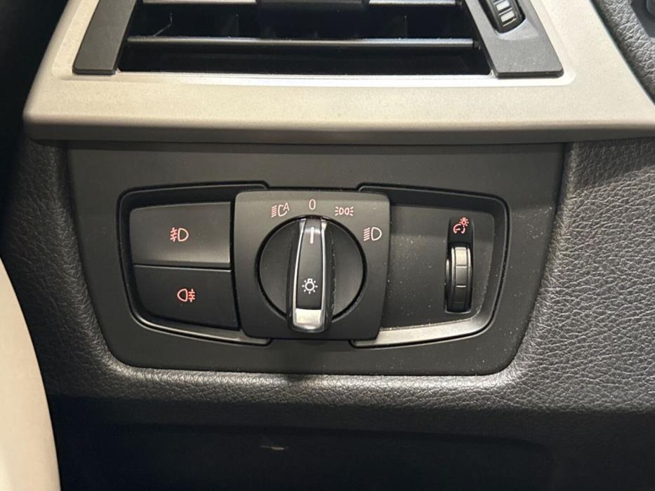 BMW 320 2015