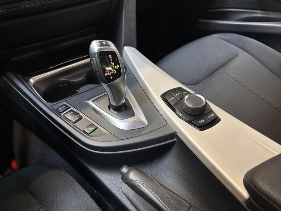 BMW 320 2015