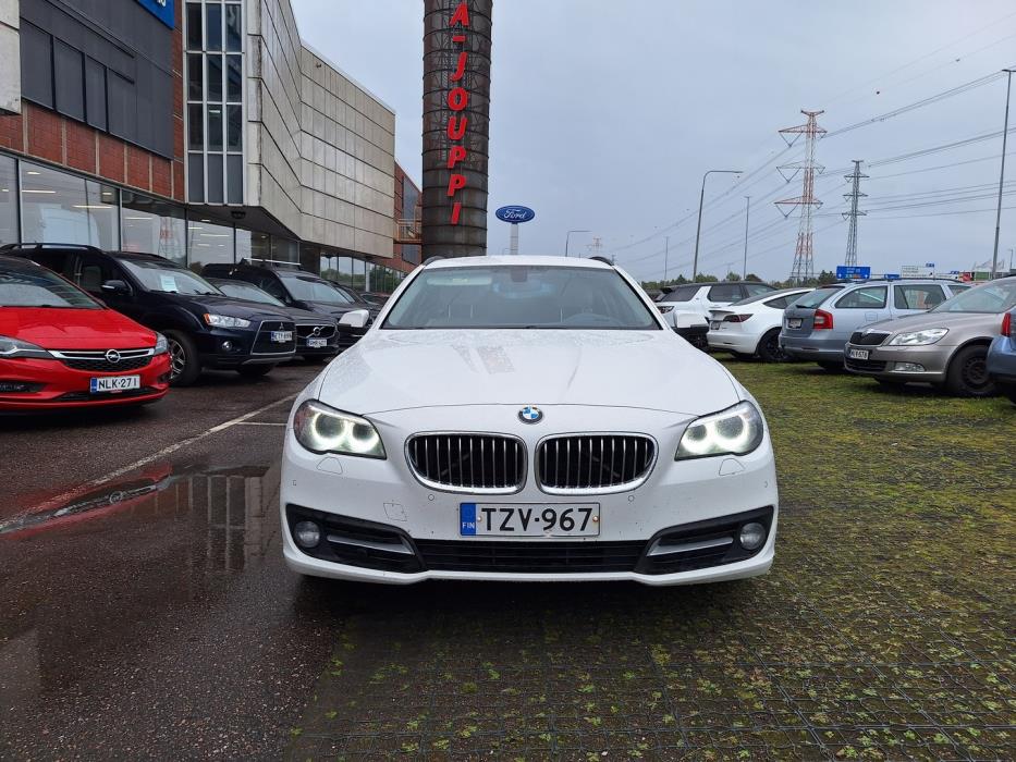 BMW 520 2015