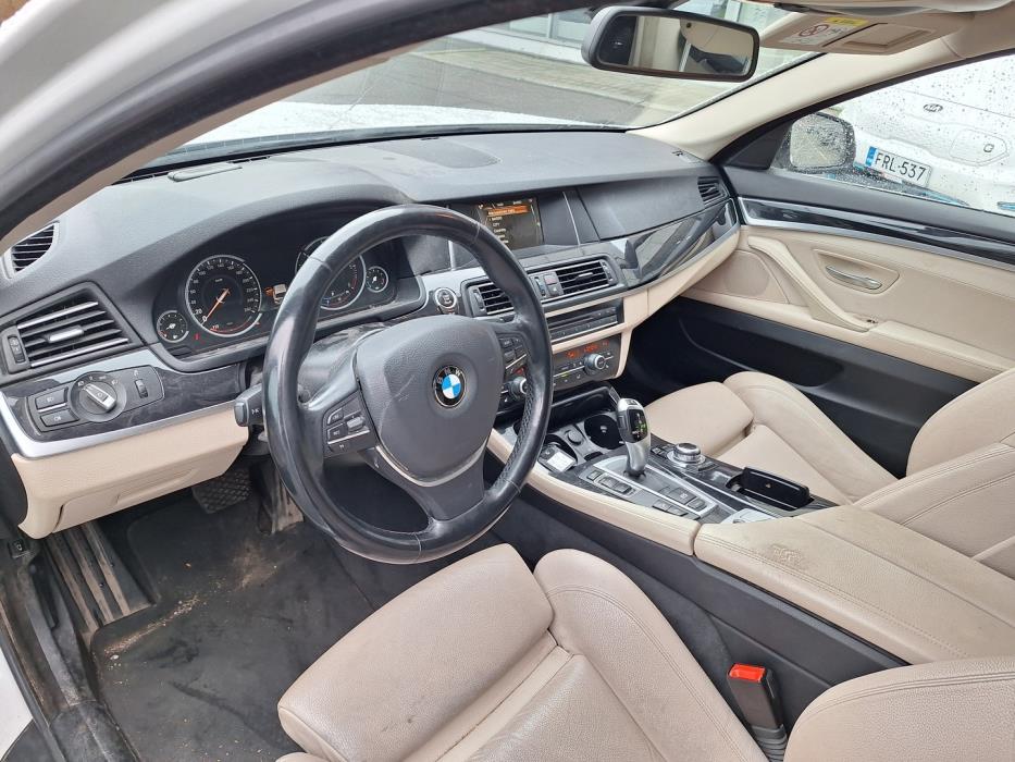 BMW 520 2015