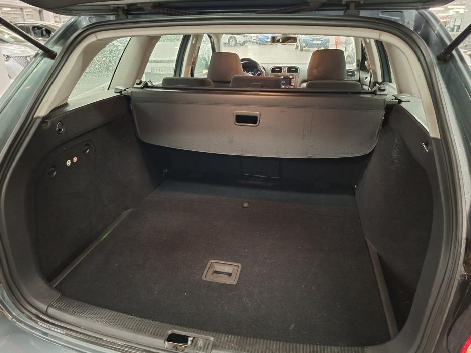 VOLKSWAGEN Golf 2010