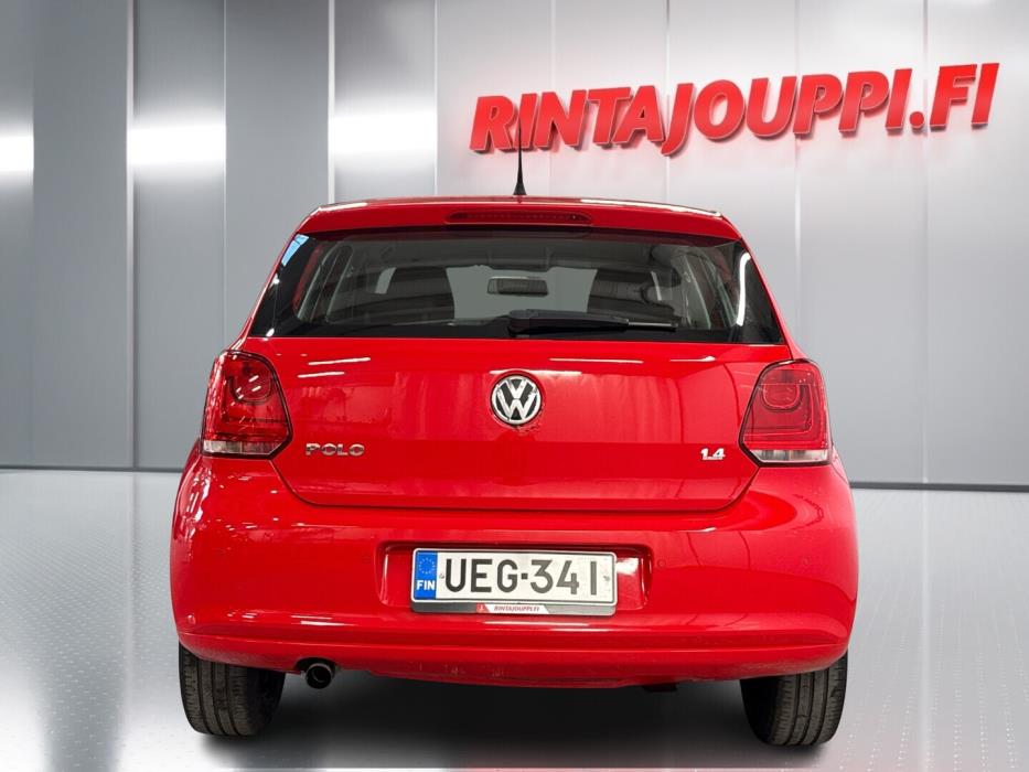 VOLKSWAGEN Polo 2010