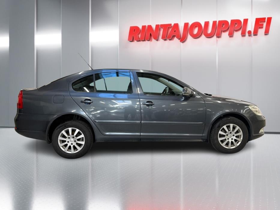 SKODA Octavia 2011
