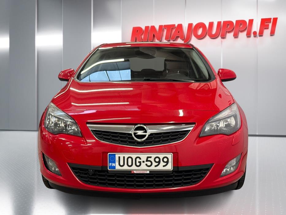 OPEL Astra 2012