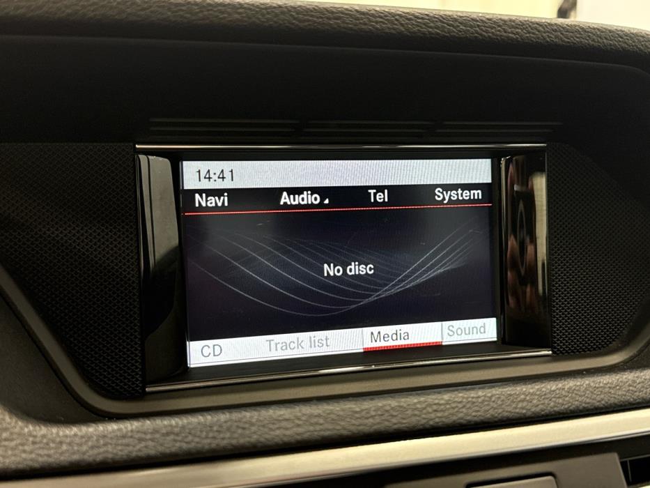 MERCEDES-BENZ E 2013