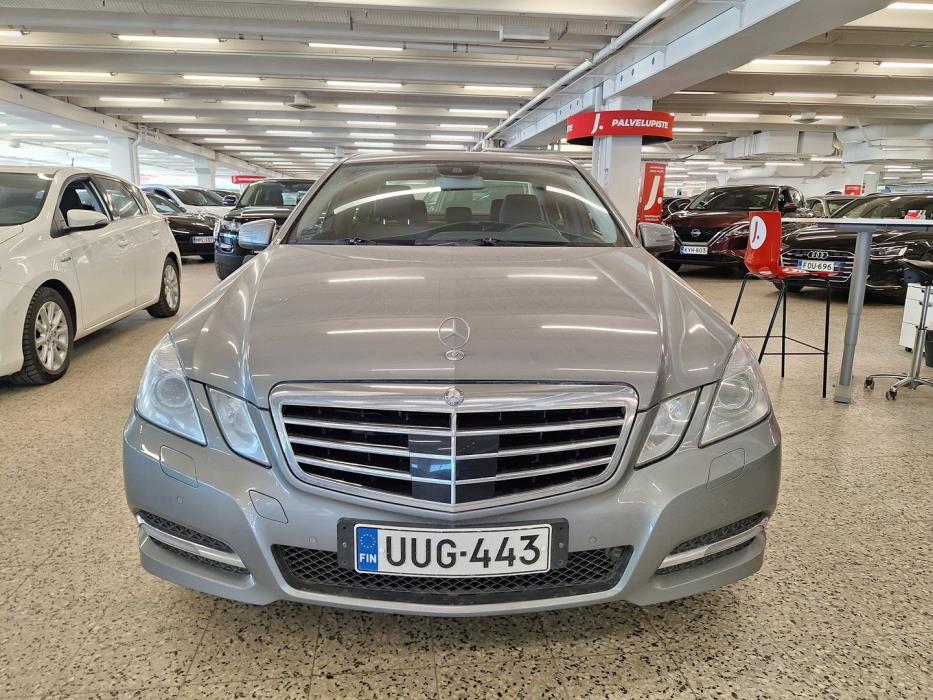 MERCEDES-BENZ E 2013
