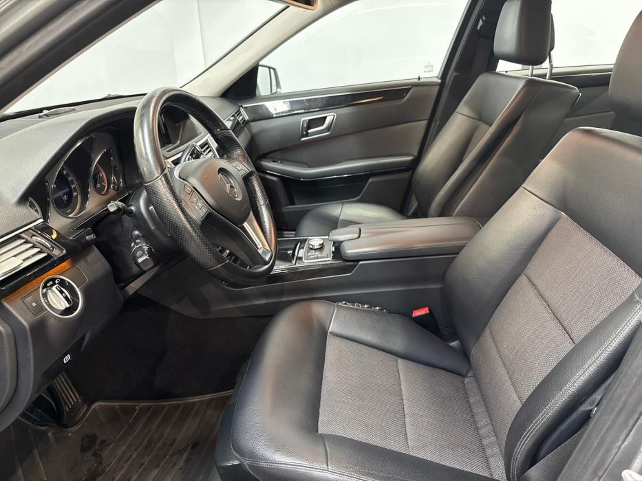MERCEDES-BENZ E 2013