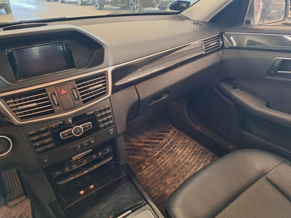MERCEDES-BENZ E 2013