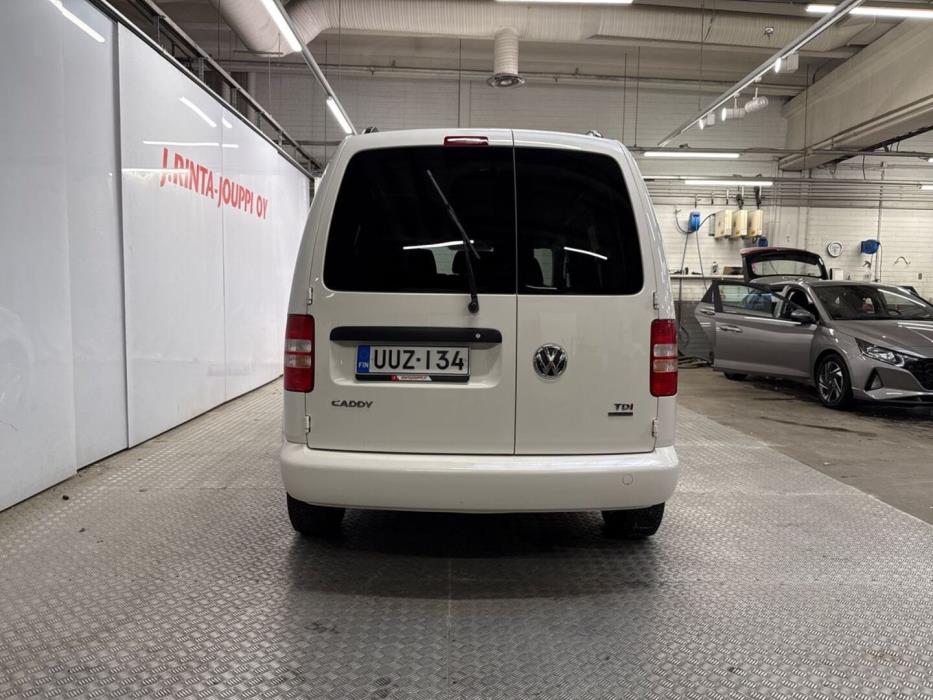 VOLKSWAGEN Caddy 2012