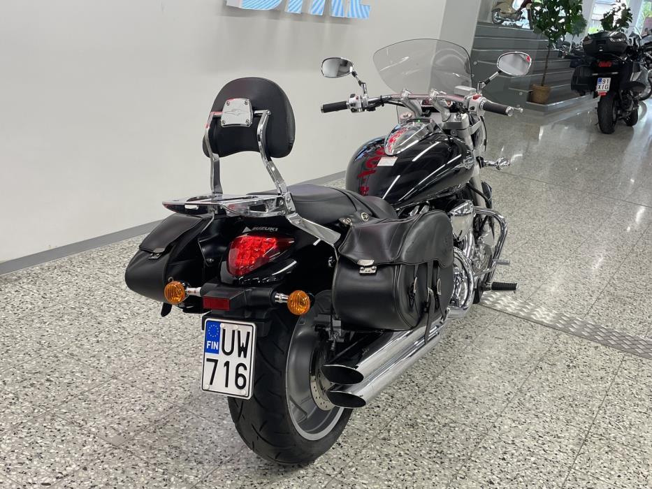 SUZUKI INTRUDER 2009