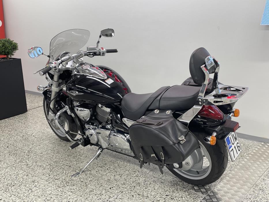 SUZUKI INTRUDER 2009