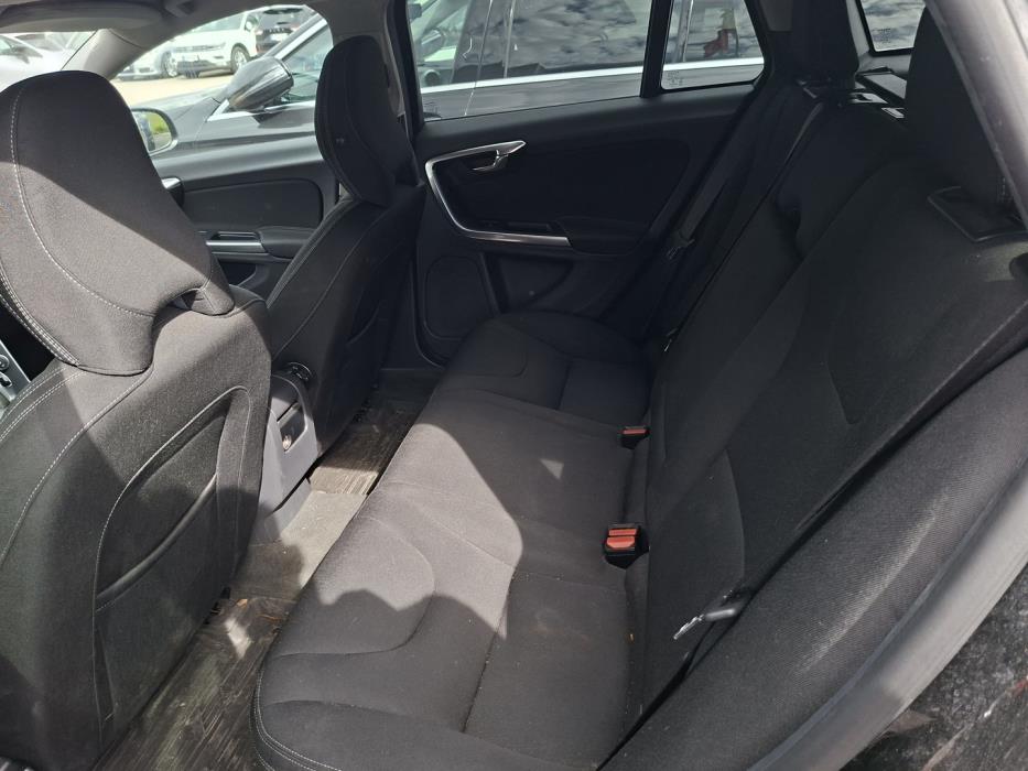 VOLVO V60 2014