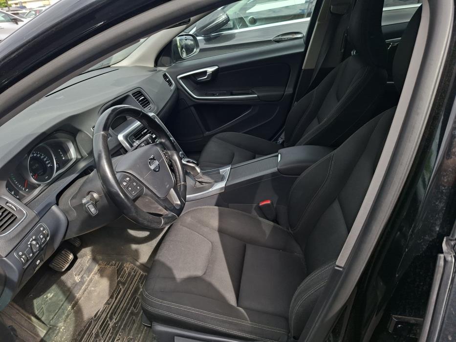 VOLVO V60 2014