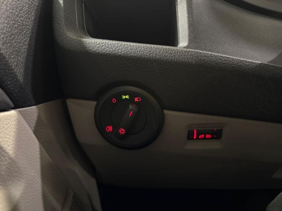 VOLKSWAGEN Transporter 2017