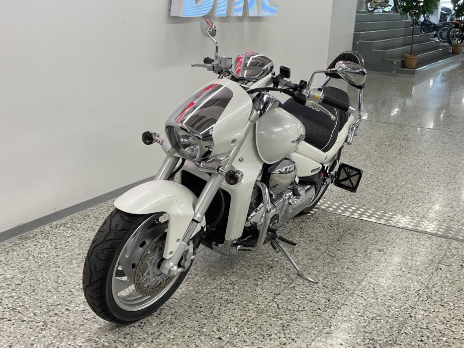 SUZUKI INTRUDER 2007