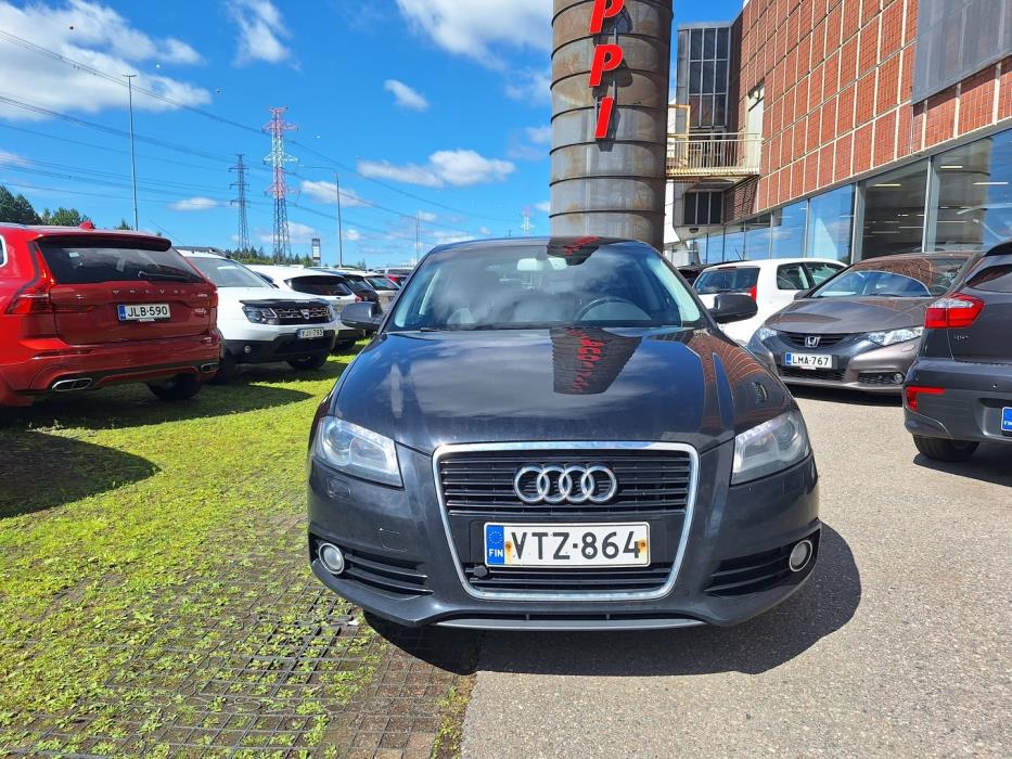 AUDI A3 2012