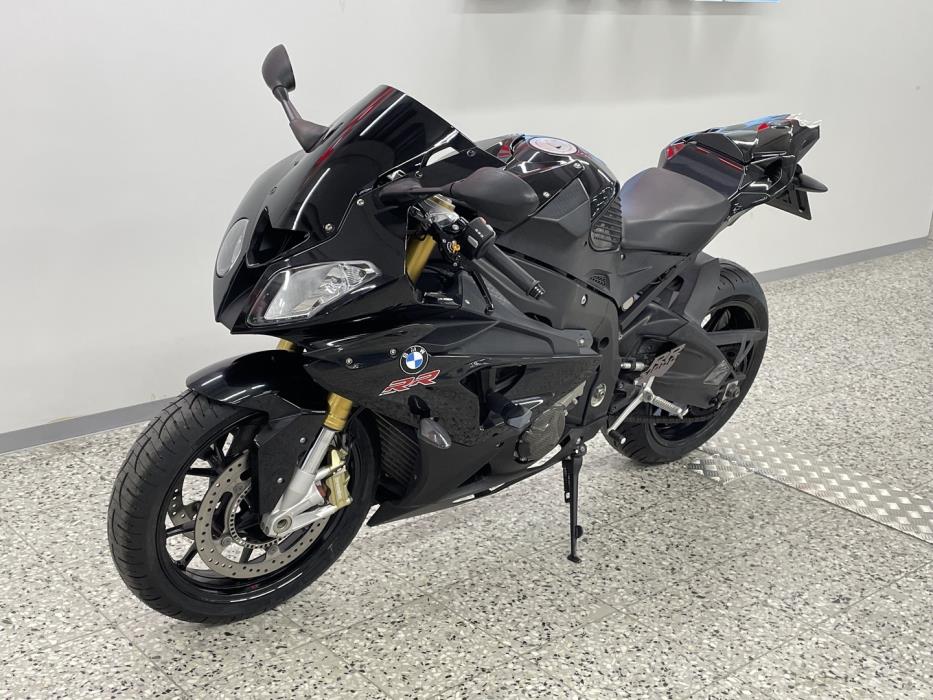 BMW S 2013