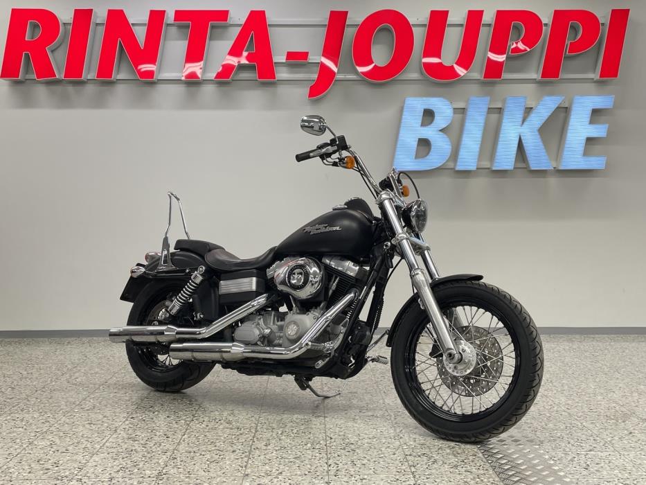 HARLEY-DAVIDSON DYNA 2010