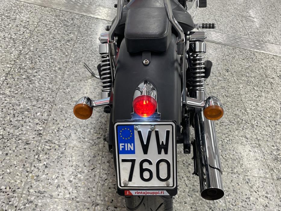 HARLEY-DAVIDSON DYNA 2010