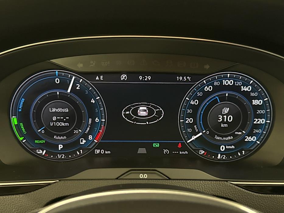 VOLKSWAGEN Passat 2018