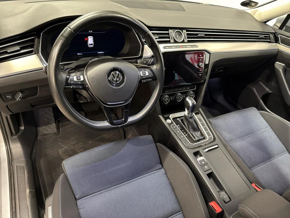 VOLKSWAGEN Passat 2018