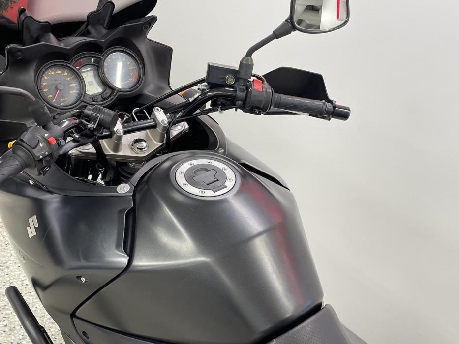 SUZUKI DL 2008
