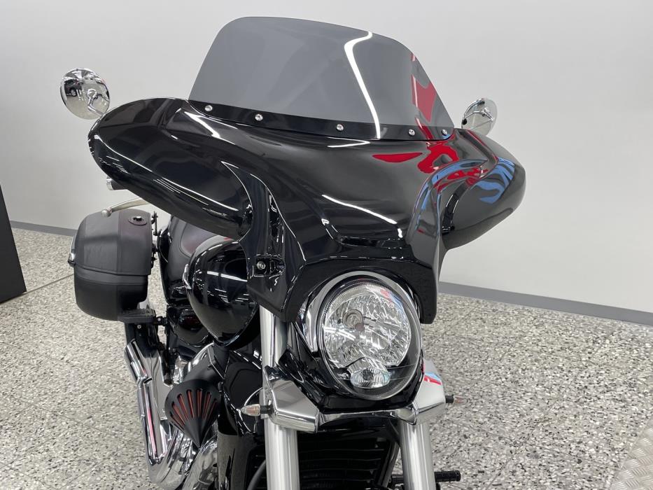 SUZUKI INTRUDER 2008