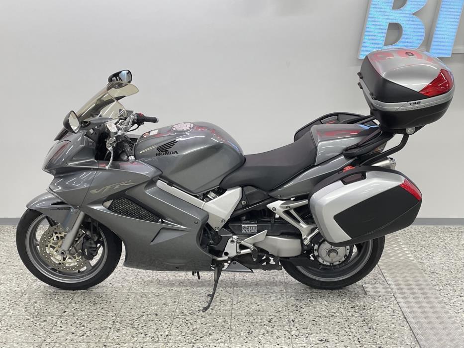 HONDA VFR 2008