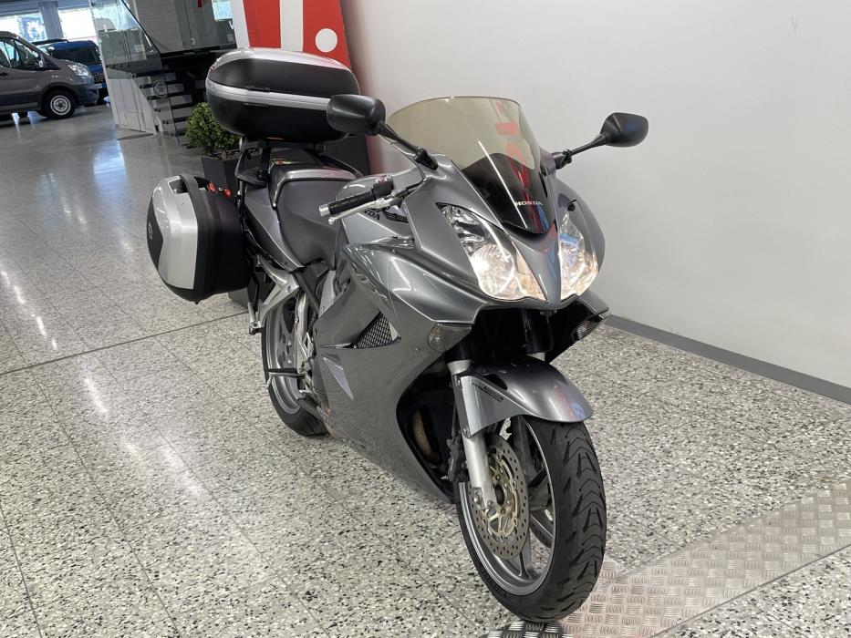HONDA VFR 2008